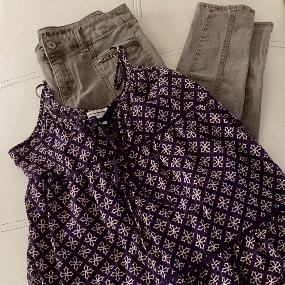 AMERICAN EAGLE OUTFITTERS women’s camisole top and high-rise jeggings, size 6?